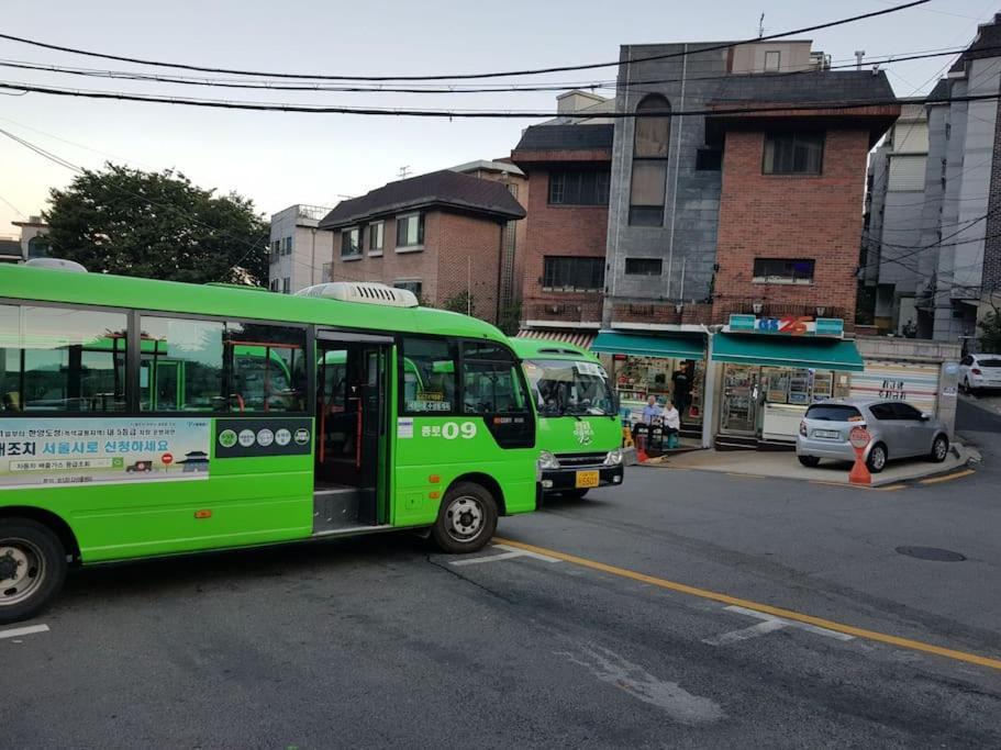 Gyeongbokgung Palace Seochon Christian Home - Foreigner Only 首爾 外观 照片